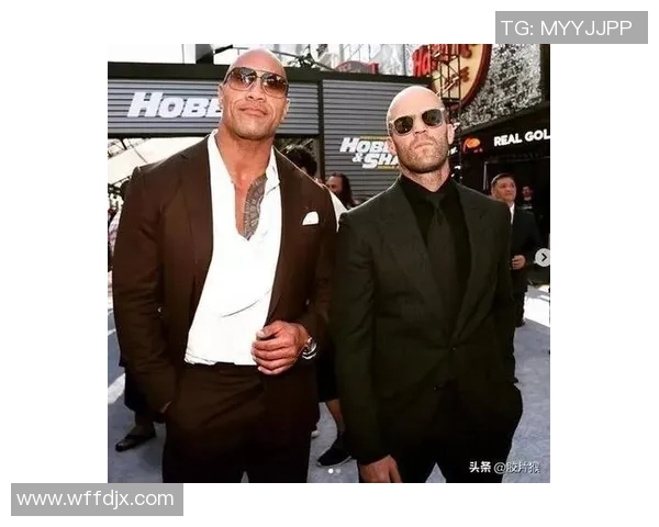 整蛊足球球星那些年：从恶搞到友情的幕后趣事与笑料揭秘